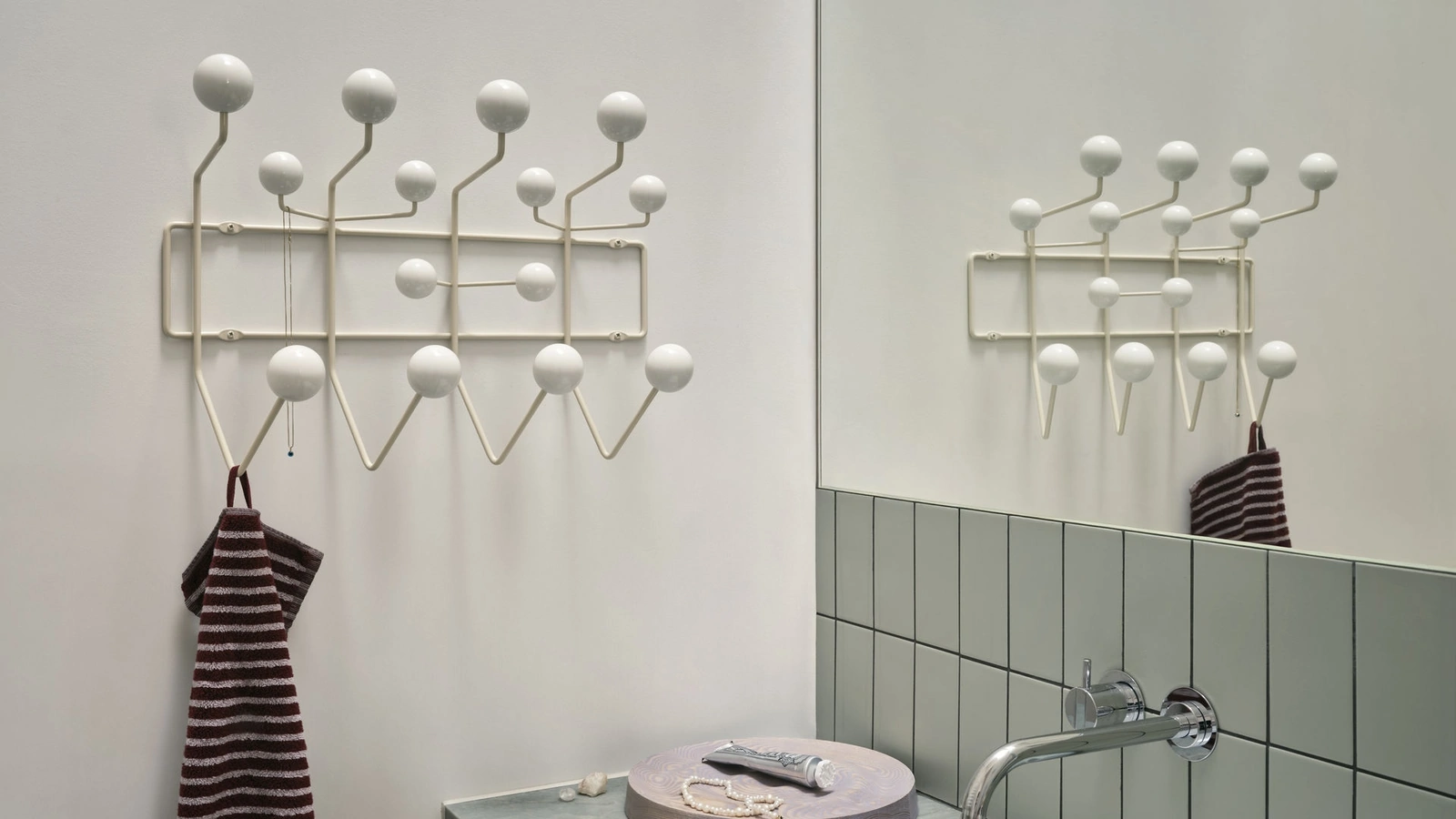 Appendiabiti Hang it all di Vitra