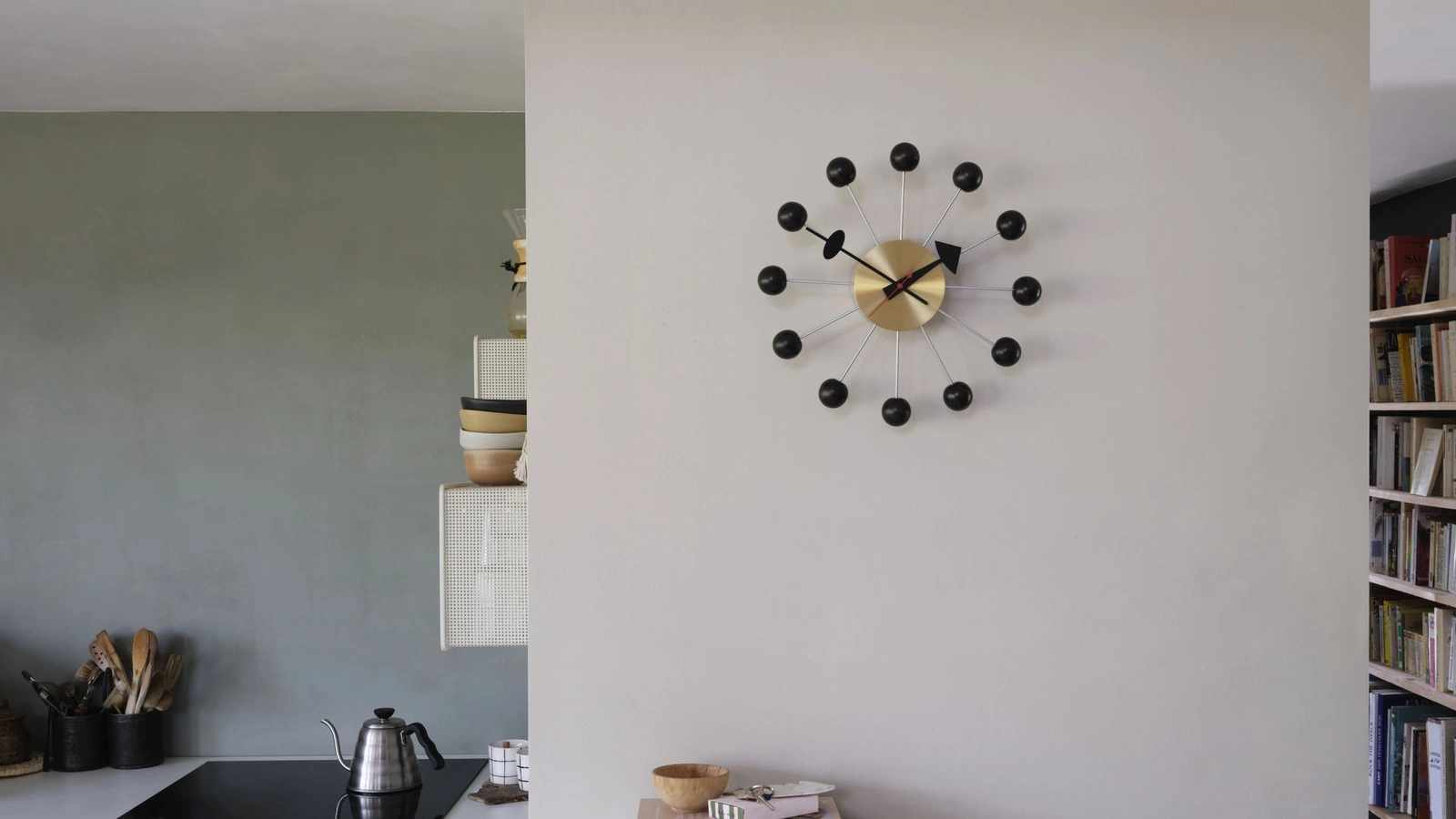 Orologio Wall Clocks Ball di Vitra