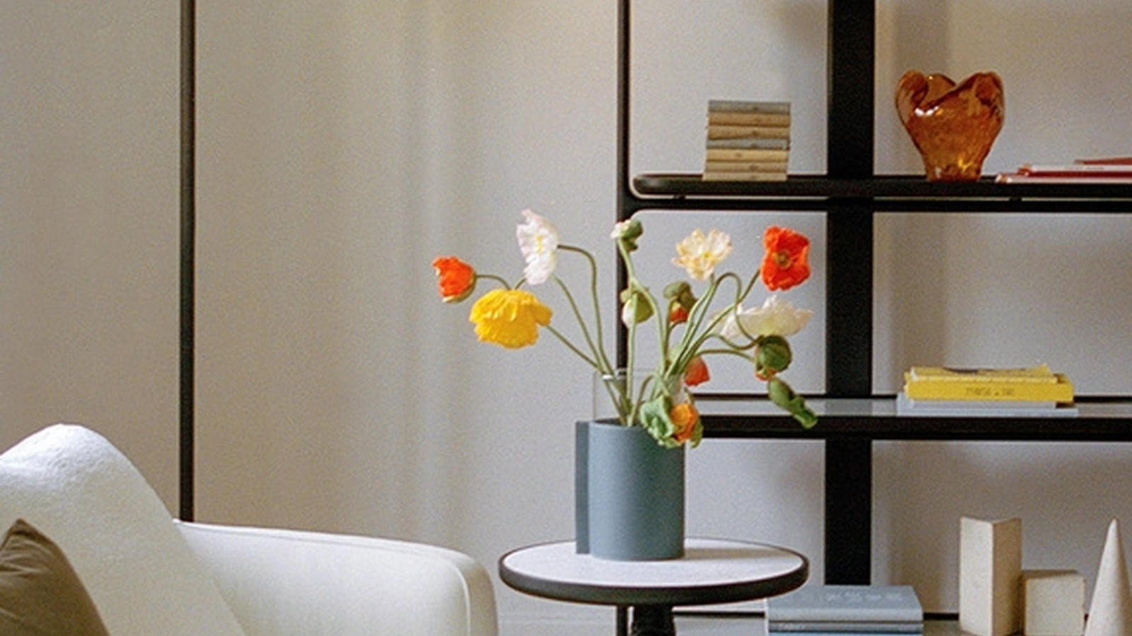 Lampada da terra Duo in vetro e legno massello di Poltrona Frau