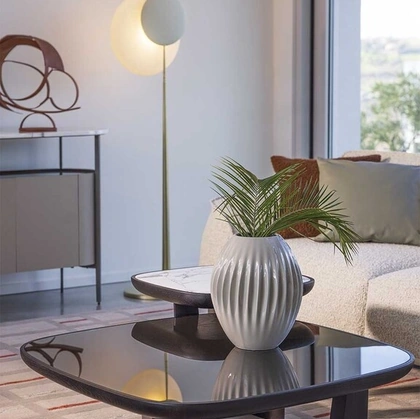 Lampada da terra in ottone Moonbeam di Poltrona Frau
