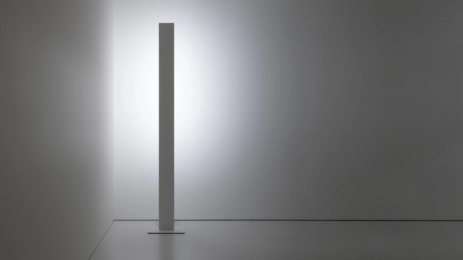 Lampada da terra Movie di Davide Groppi