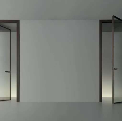 Porta a battente per interni Zen Frame in vetro riflettente chiaro e struttura in metallo finitura Bronzo di Rimadesio