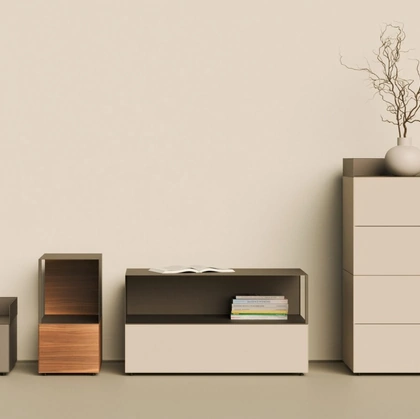 Gruppo Notte Avenue Cabinets Night di Kristalia