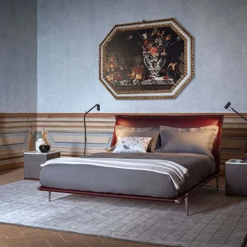 Letto in pelle con testiera Mr Moonlight di Poltrona Frau