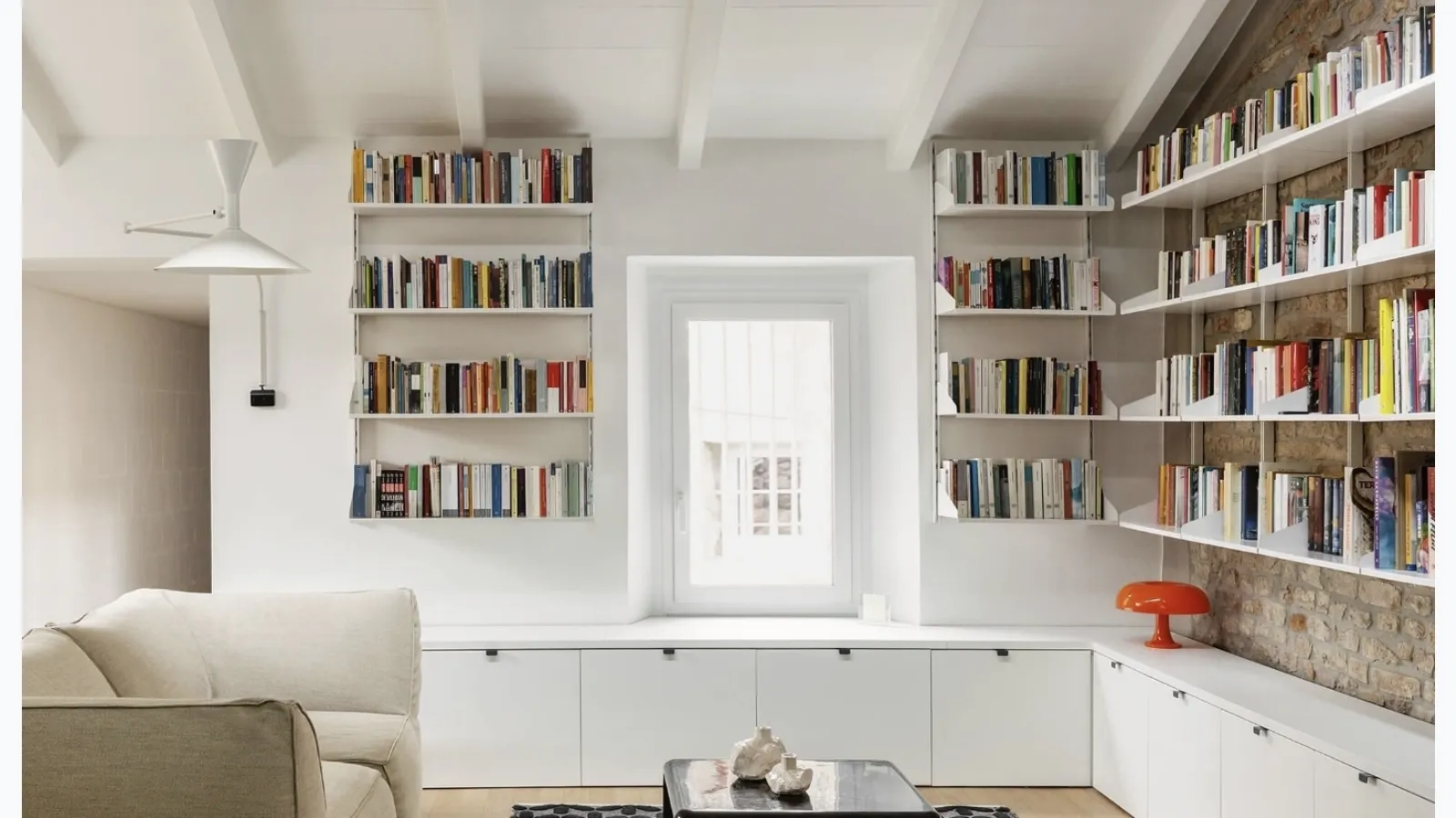 Libreria sospesa K1 06 di Kriptonite