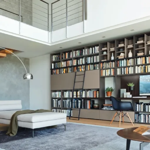 Libreria con vano porta TV Modo M6C68 in laccato opaco di Sangiacomo