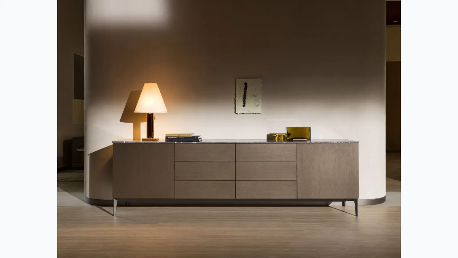 Madia 505 Up Sideboard 03 in legno con top in marmo di Molteni & C