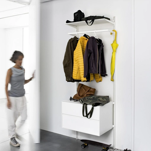 Mobile ingresso Dot di Kristalia