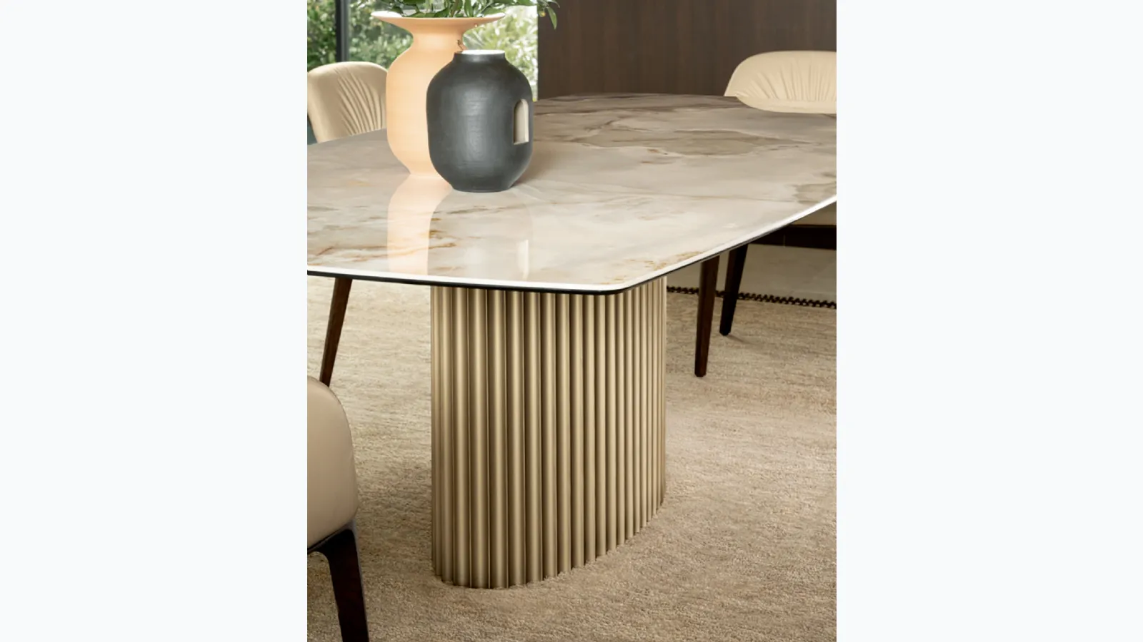 Tavolo Enea in ceramica di Riflessi