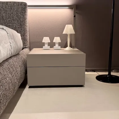 Comodino mod 606 di Molteni & C
