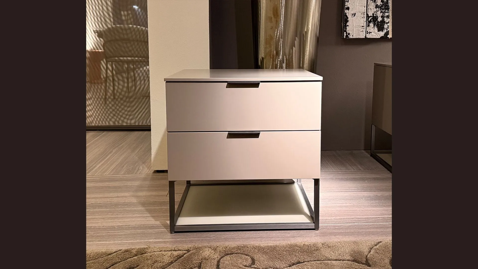 Comodino mod. 909 Molteni & C