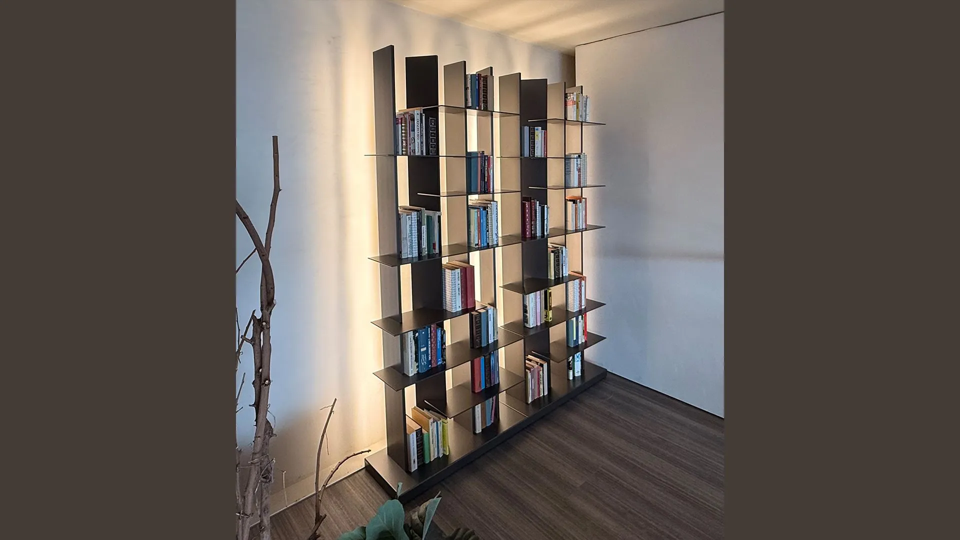 Libreria CCLIGHT di Flou