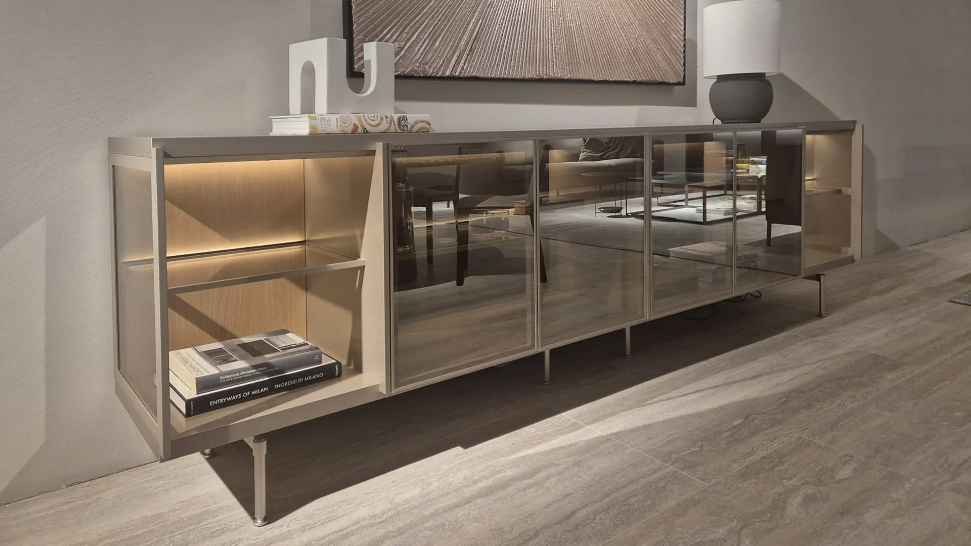 Madia mod. Logos di Molteni & C