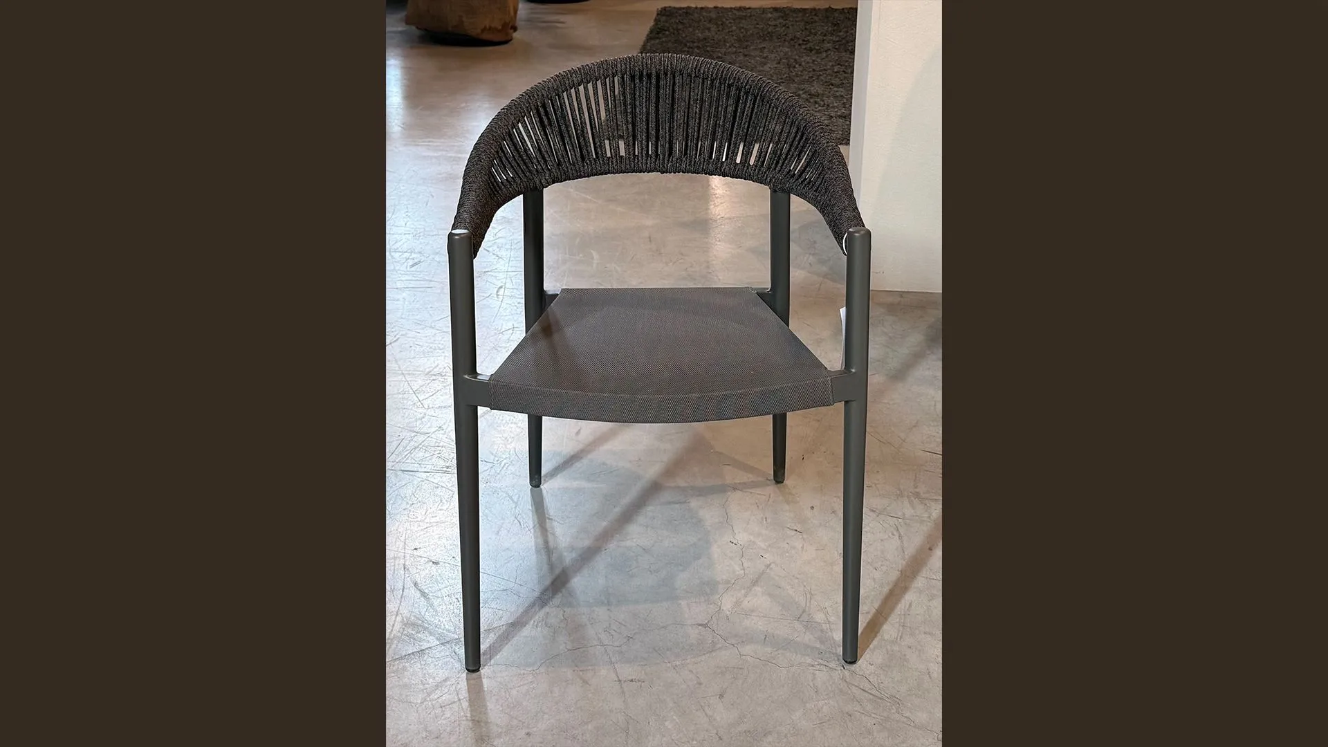 sedia mod Clever di Varaschin