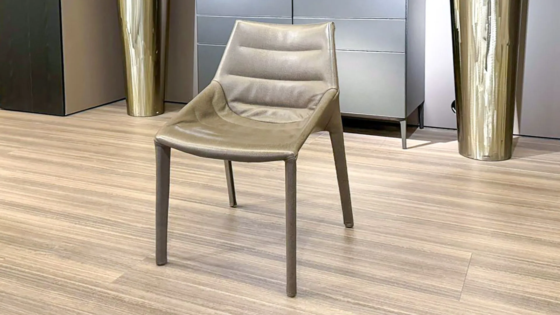 sedie mod otline molteni