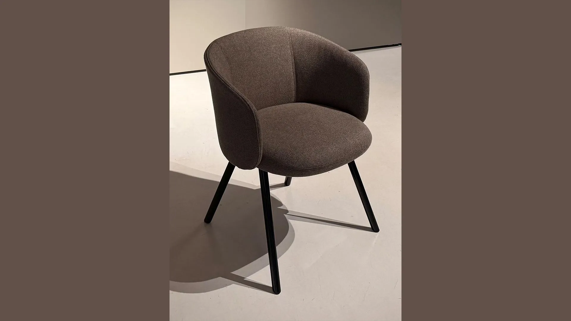 sedia poltroncina mod Mikado di vitra