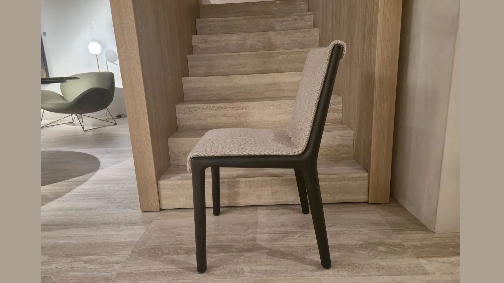sedie mod. Janet di Molteni