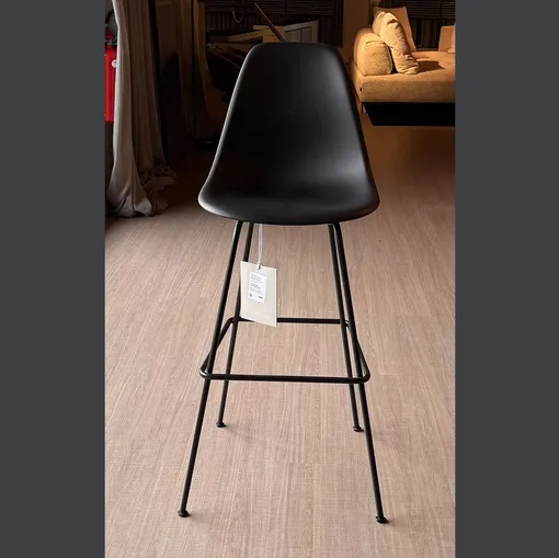sgabello mod. eames di vitra
