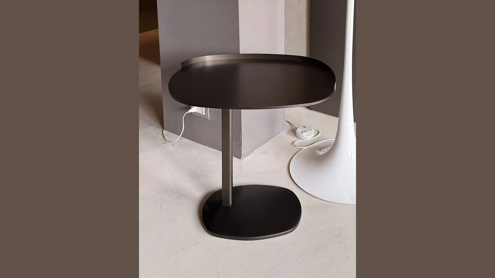 Tavolino piccolo mod. victoria di Flou