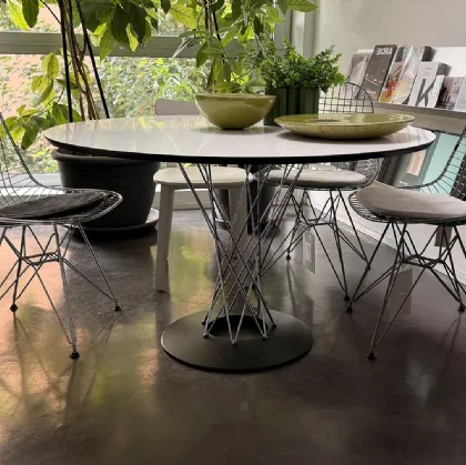 tavolo mod. Dinning table di Vitra