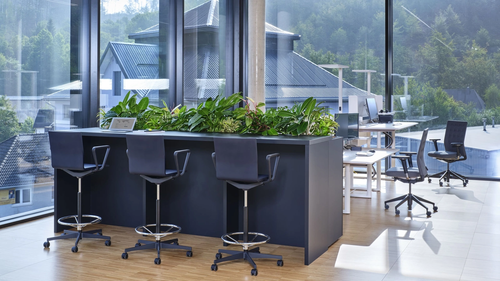 Seduta Operativa 04 Counter di Vitra