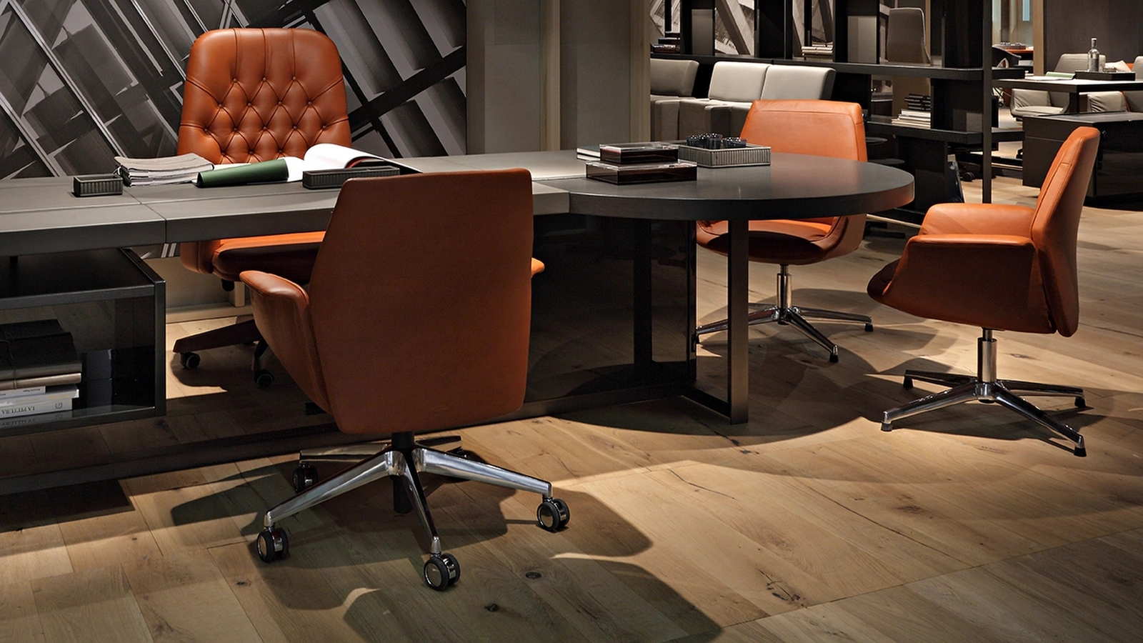 Sedia Ospiti Downtown Visitor di Poltrona Frau